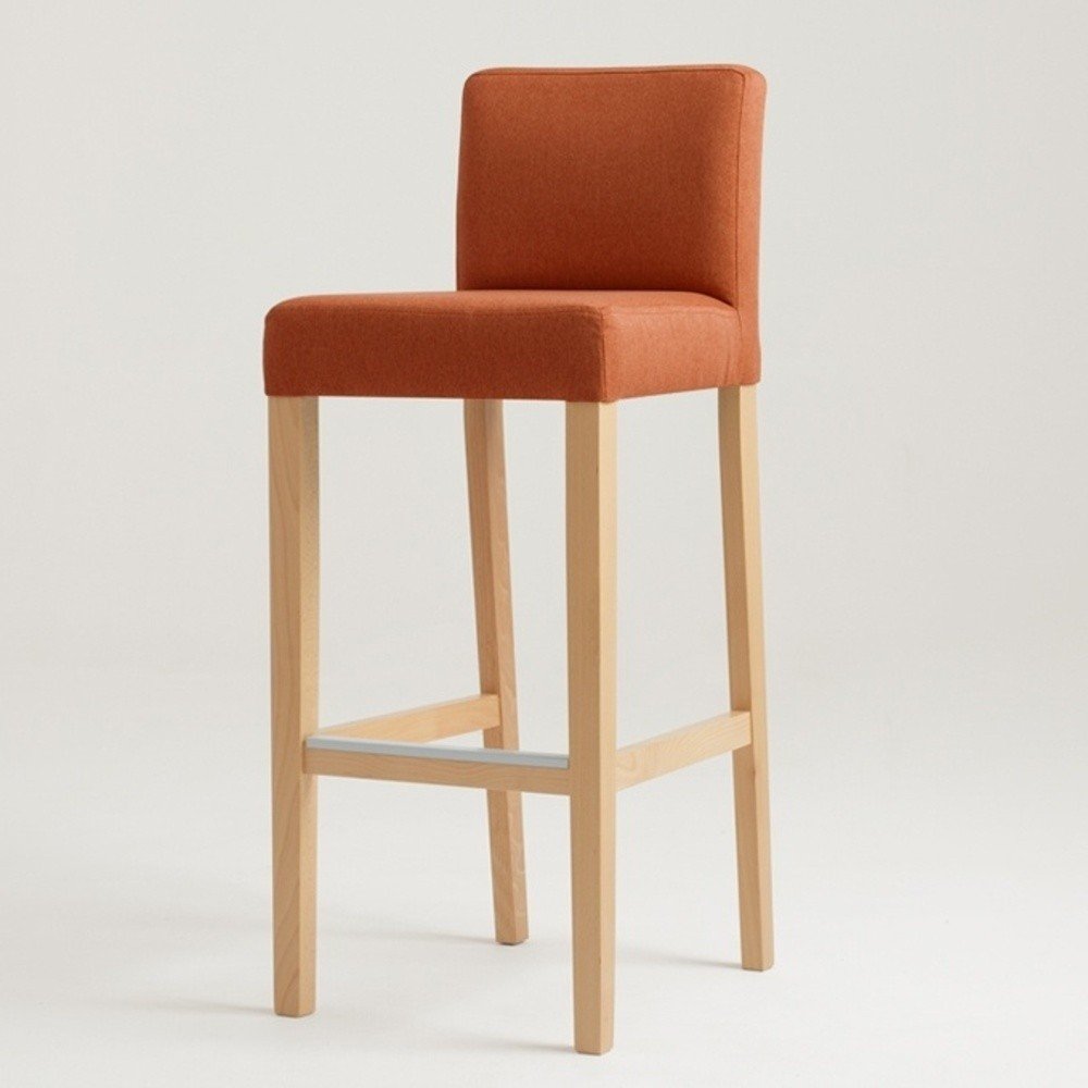Oranžová barová židle s přírodními nohami Custom Form Wilton v:971878
