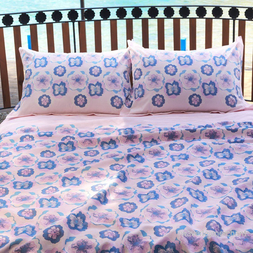 Lehký přehoz s polštáři a prostěradlem Dames, 200x220 cm v:693504