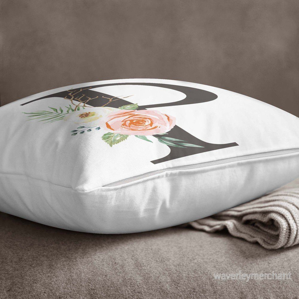 Povlak na polštář Minimalist Cushion Covers Floral Alphabet P, 45 x 45 cm v:1340249