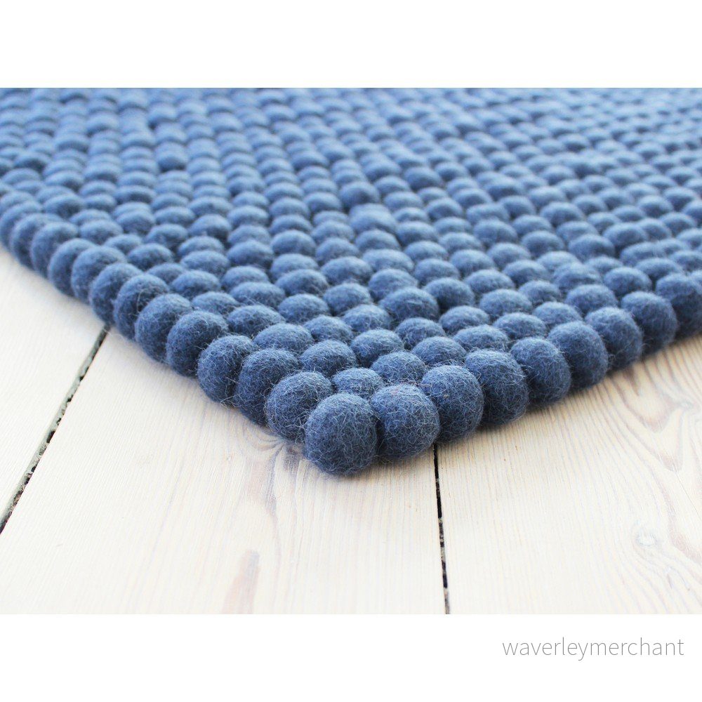 Modrý kuličkový vlněný koberec Wooldot Ball Rugs, 120 x 180 cm v:1340979