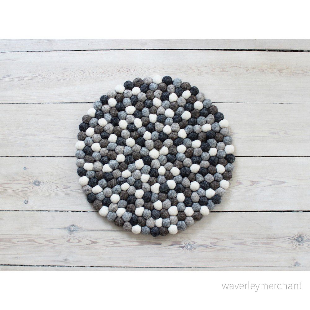 Šedo-bílý kuličkový vlněný podsedák Wooldot Ball Chair Pad, ⌀ 39 cm v:1341023