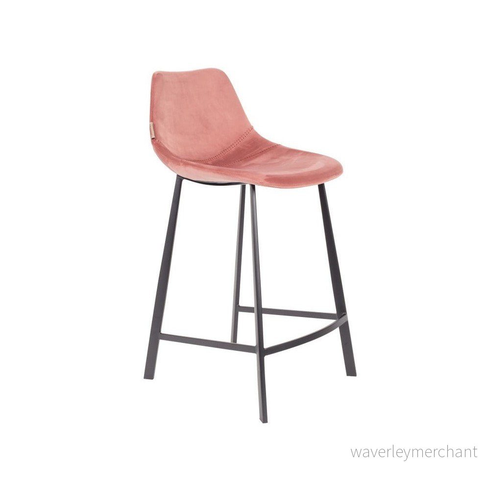 Sada 2 růžových barových židlí se sametovým potahem Dutchbone, výška 91 cm v:1045448
