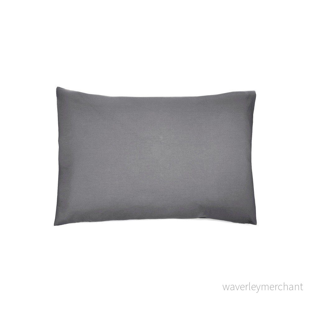 Tmavě šedý bavlněný povlak na polštář L'Officiel Interiors, 40 x 80 cm v:1168372