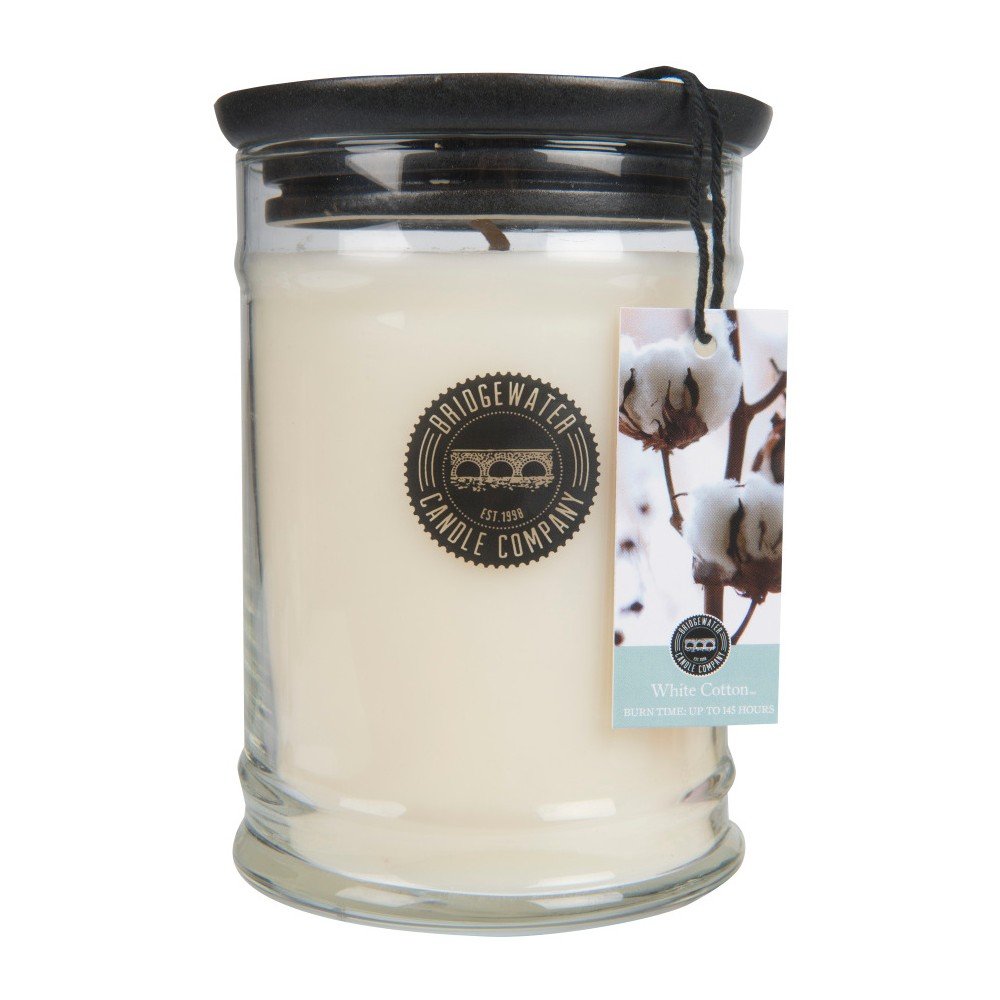 Velká svíčka ve skle Bridgewater candle Company Sweet White Cotton, doba hoření 140 - 160 hodin v:1022362