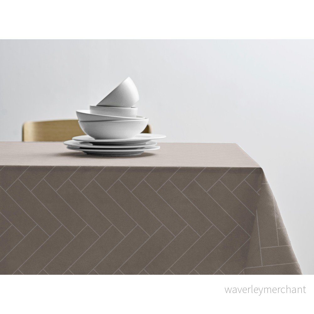 Damaškový ubrus 140x220 cm Tiles Damask – Södahl v:1699492