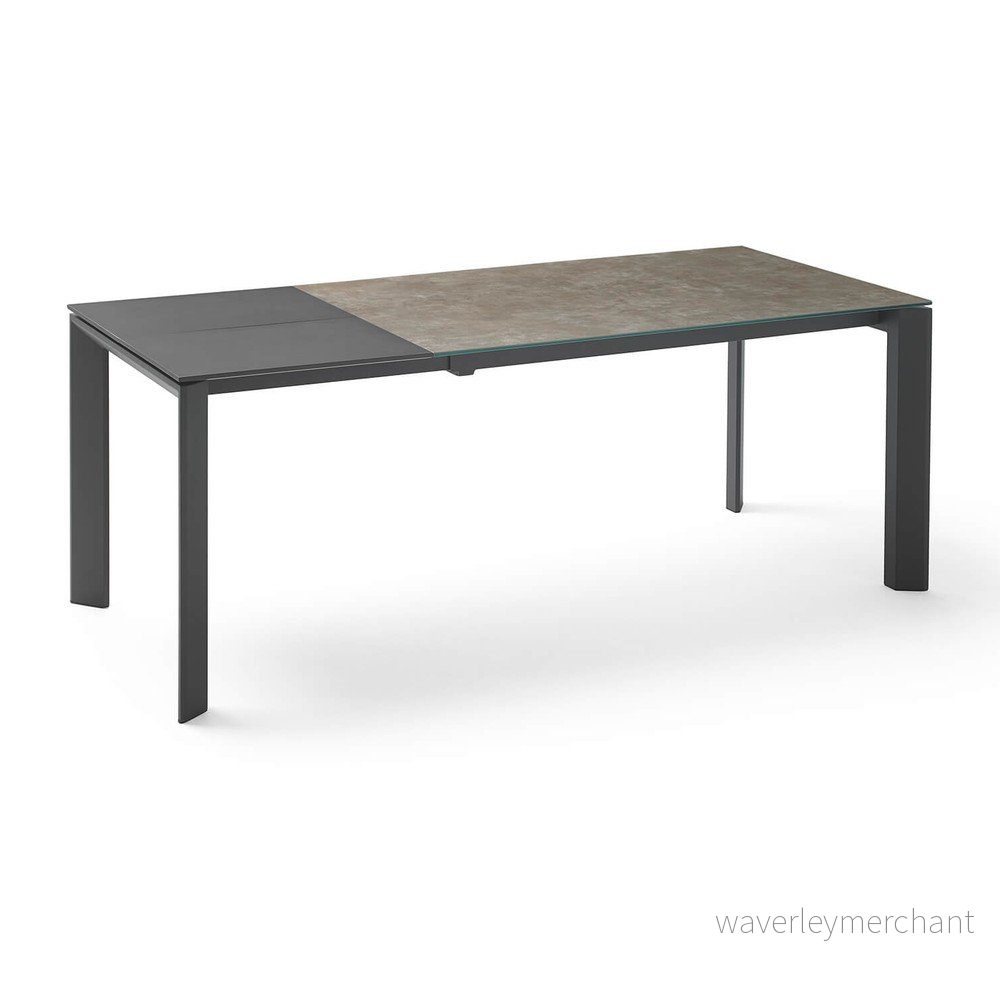 Hnědo-černý rozkládací jídelní stůl sømcasa Tamara, délka 160/240 cm v:1298984